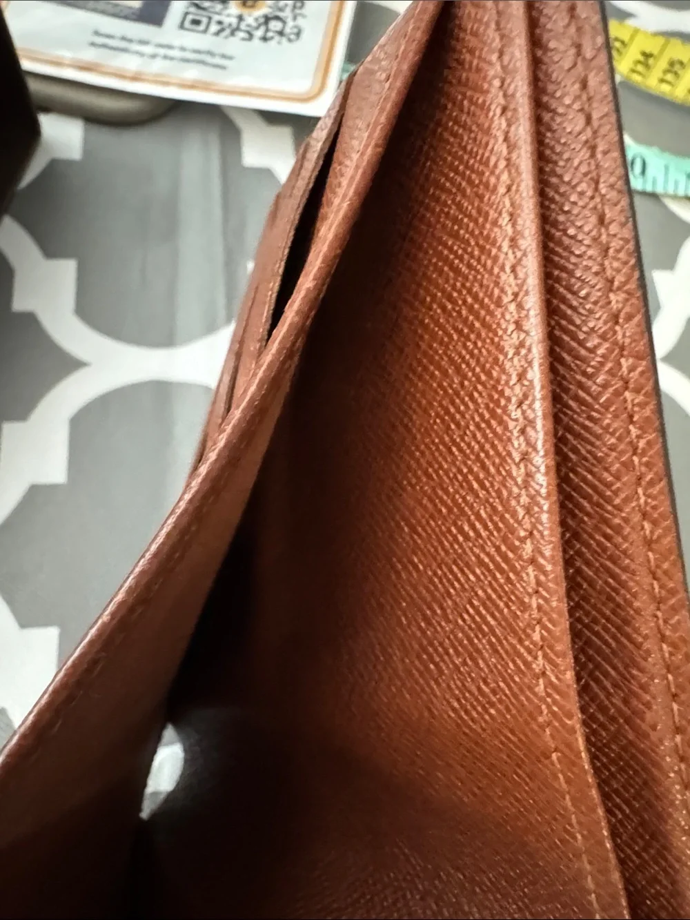 Louis Vuitton Monogram Bifold Wallet Authentic Entrupy Certified great condition